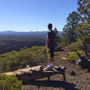 Meet your Posher, Traynor j